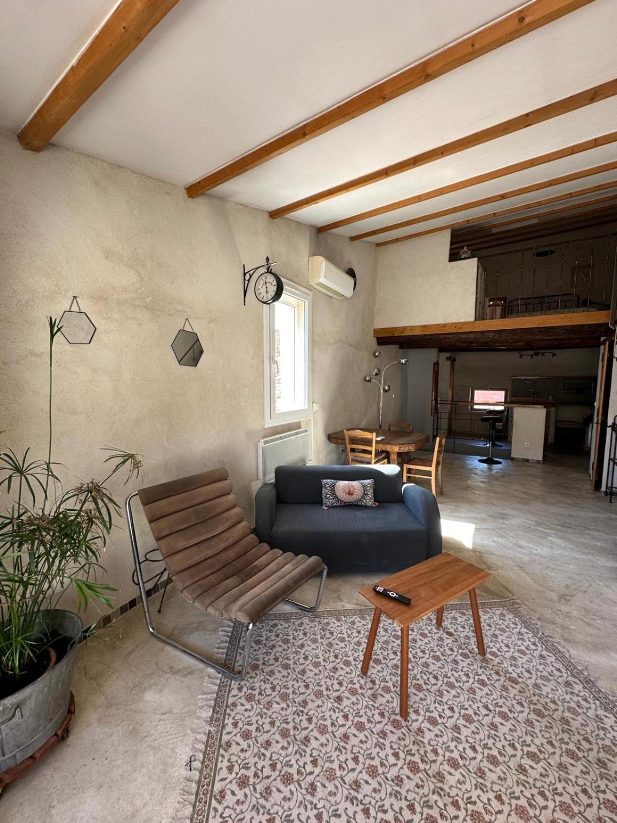 Les Toits Nyonsais Apartamento Exterior foto